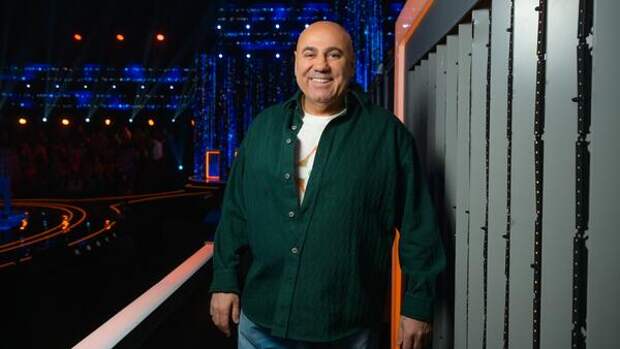 Пригожин впервые появился в шоу «Ну-ка, все вместе! Хором!»: «Валерию закрыл в ванной и пришел»