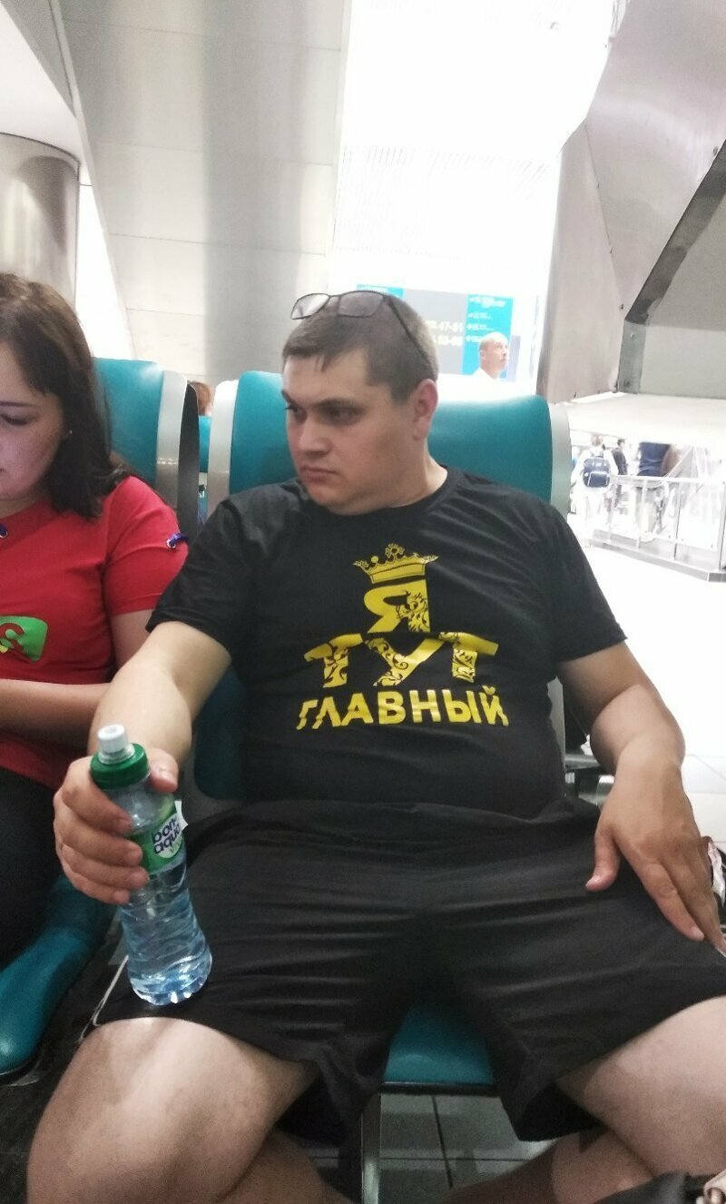 Их стиль и повадки сразу дают понять, кто в этом помещении альфа-самец. По крайней мере, они так думают Их стиль и повадки сразу дают понять, кто в этом помещении альфа-самец. По крайней мере, они так думают