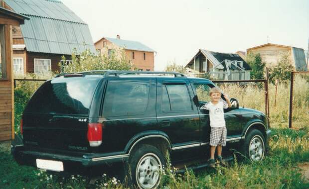 Музей Транспорта Москвы откроет выставку «Иномарка» о феномене авторынков 90-х