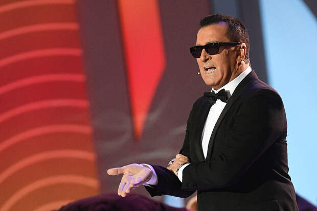 Певец Буйнов назвал народную любовь главным для артиста