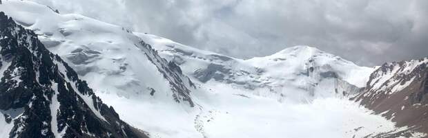 Повышенная лавинная опасность сохраняется в горах Алматы