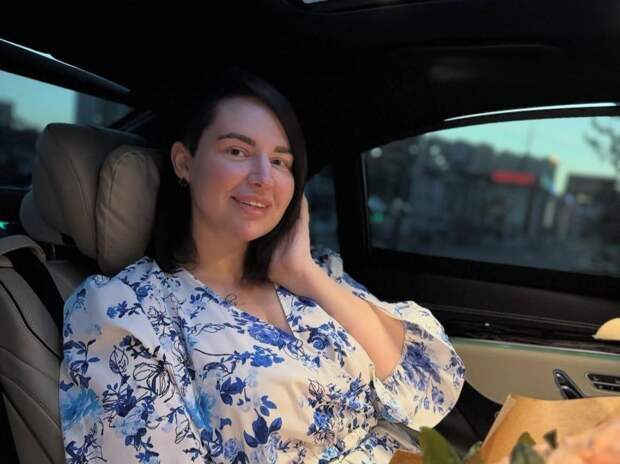 Саша Черно об алкоголизме: «Из-за зависимости я многое в жизни потеряла»