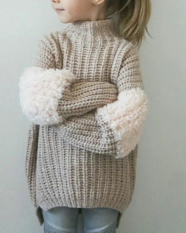 Стильные свитера для девочек