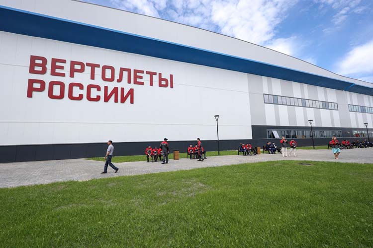Холдинг «Вертолеты России» решил привести к единому облику однотипную продукцию Казанского вертолетного и Улан-Удэнского авиационного заводов
