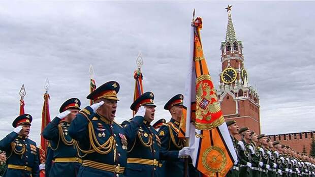 Мировые СМИ транслируют парад Победы на Красной площади