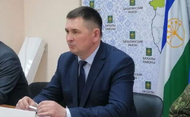 Глава Башкирии отчитал выпившего на безалкогольном Сабантуе чиновника