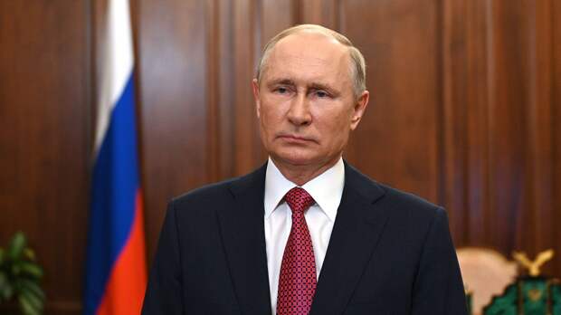 Путин поручил создать систему поддержки новых инвестпроектов 