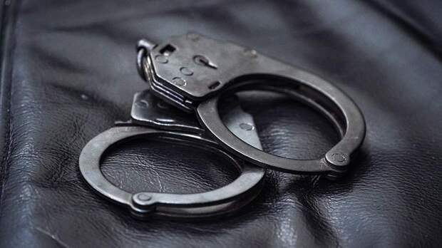 Суд арестовал четырех фигурантов по делу о хищениях у юрлица в «Россети»