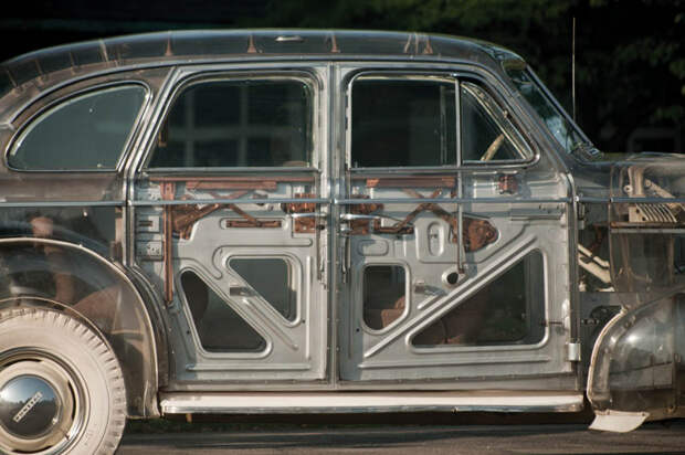 1939 Pontiac plexiglass ghost car 3