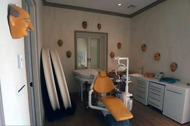 Стоматологический кабинет на острове Эпштейна Литл Сент-Джеймс. Фото: Минюст США