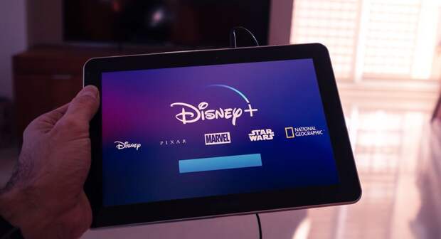 Disney + на минус = снижение акций