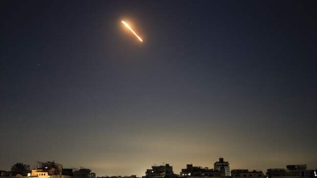 «Очень тяжелая ночь»: Израиль пережил масштабную атаку ракетами