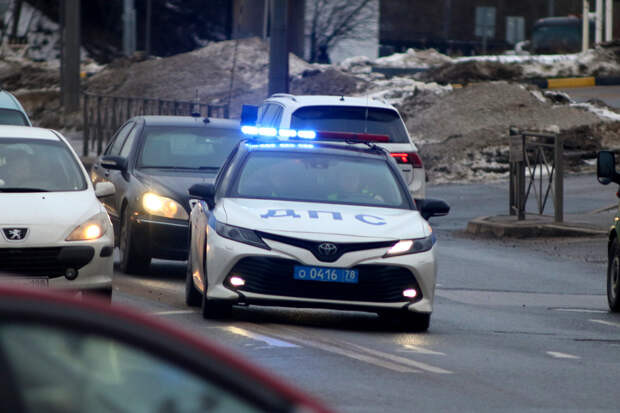 Мигалки и сирены: полицейские устроили погоню под Челябинском