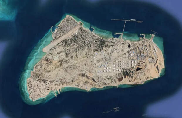 Может ли иранский остров Харк превратиться для американцев в «Змеиный»?