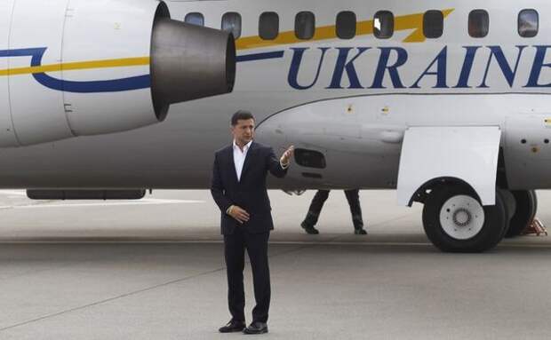 На Украине выясняют причины поломки двигателя у самолета Зеленского