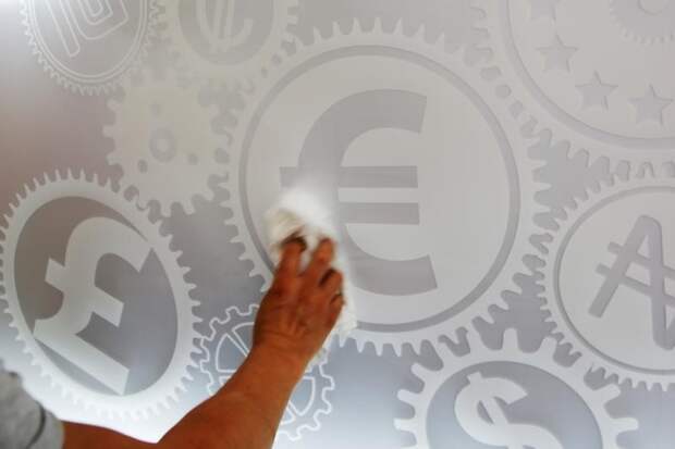 Рубль начал неделю ростом, в фокусе внимания - среда с протоколами ФРС и US CPI