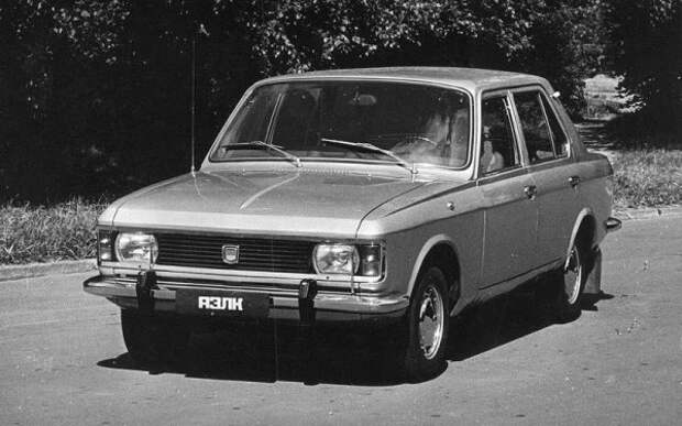 В начале 1970-х годов завод начал работу над ресивером Москвича-412, который был крупнее и обладал большей емкостью.Из серии 3-5 было построено несколько прототипов, на вершине которых находится Москвич-3-5-6 1973 г.Его колесная база на 140 мм длиннее, чем у 412-й, получив заднюю подвеску с рессорами и новую коробку передач.Ожидается, что модель также будет продаваться за границу, но в конечном итоге она терпит неудачу, поскольку появляется Москвич-2140.