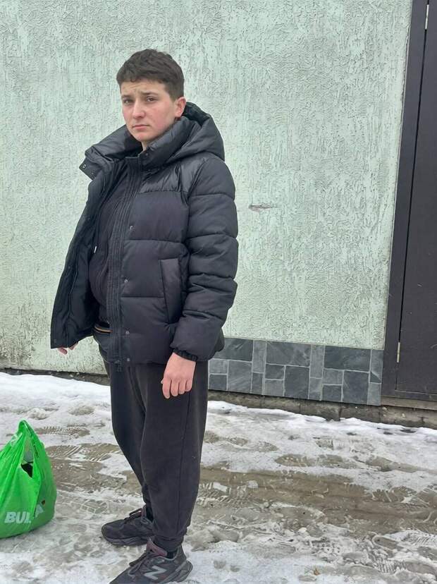 ❗️Украинские силовики публикуют фото женщины, которую они подозревают в