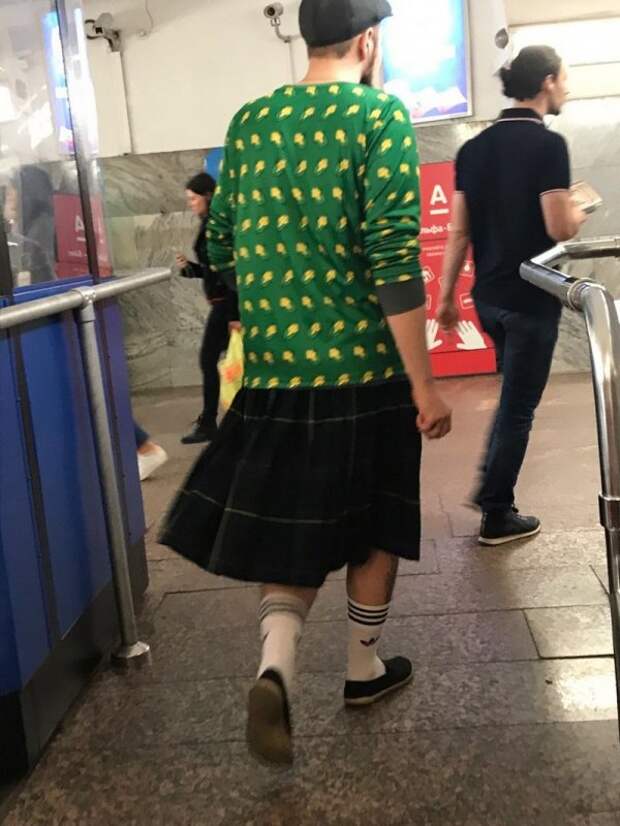 Модники из нашего метро