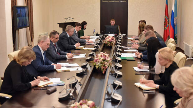 Вячеслав Франк поручил разобраться в истории с патентом на фразу "Барнаул - столица мира"