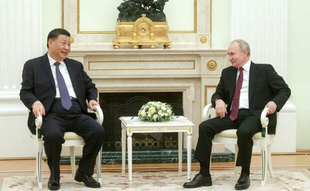 Председатель КНР Си Цзиньпин взорвал сегодня мозг российским либералам своим заявлением на встрече с...