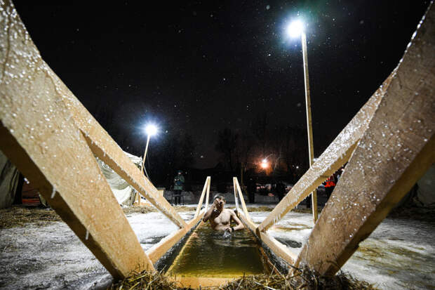 Москвичам пообещали теплое Крещение