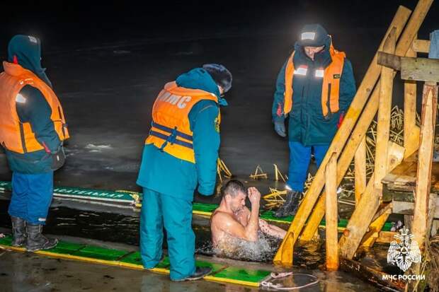 Опубликован полный список мест для купания на Крещение в Смоленской области