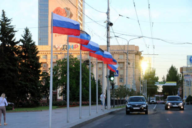 КПРФ инициировала обращение к Путину о признании ДНР и ЛНР, у которого есть шансы только на «обсуждение» КПРФ инициировала обращение к Путину о признании ДНР и ЛНР, у которого есть шансы только на «обсуждение»