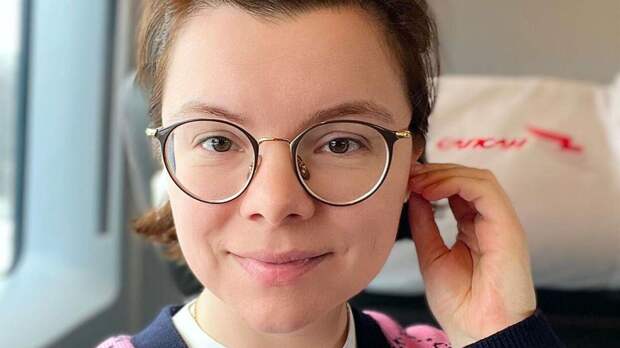 «Я с первого дня поддерживаю СВО»: Татьяна Брухунова резко ответила хейтерам своего патриотичного свитера