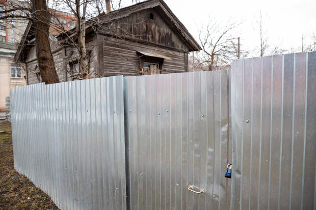 Юрист Кортышева рассказала, как решить конфликт соседей из-за забора