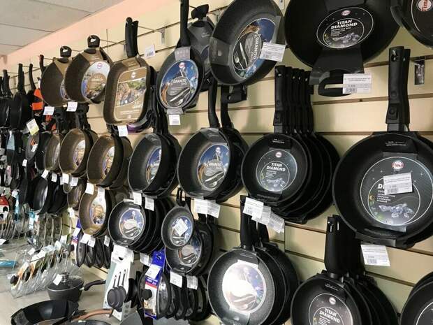 Способ, который легко запомнить и можно применять даже, если сковорода вся в старом нагаре