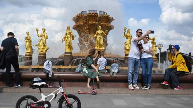 В Госдуме посчитали нецелесообразным объединение майских праздников