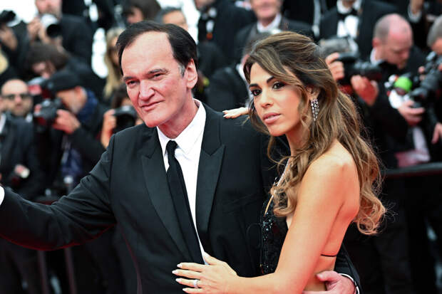 Тарантино вывел 41-летнюю жену: что не так с их лицами