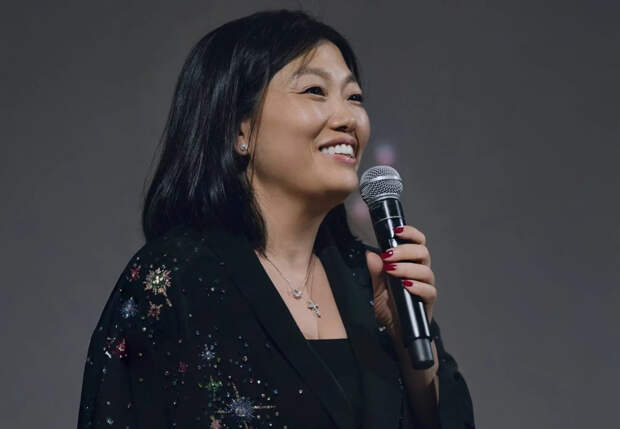 "Какая красотка Татьяна Ким!". В сети считают, что основательница Wildberries заказала пиар-кампанию в анонимном телеграм-канале "Героиня Татлера"