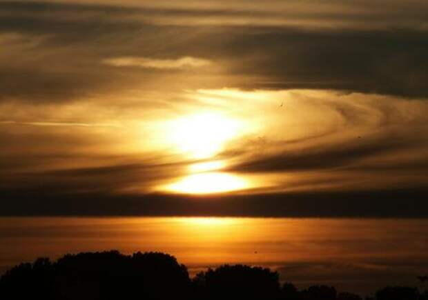 На Солнце произошел мощный выброс плазмы: ждать ли магнитные бури в ближайшее время?