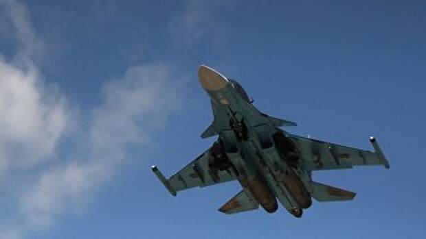 Российский истребитель-бомбардировщик Су-34 в Сирии. Архивное фото