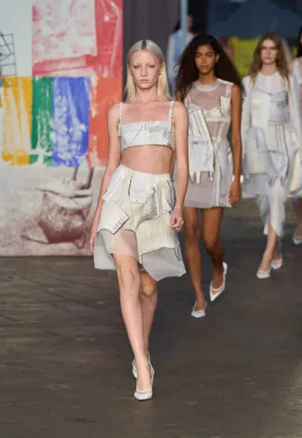 Кай Шрайбер на показе Jason Wu весна-лето — 2026