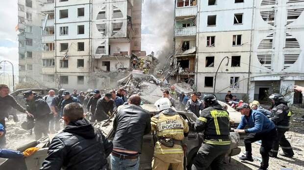 «Нацисты бьют по Белгороду всем накопленным запасом ракет. Ситуация очень серьёзная» – Коц