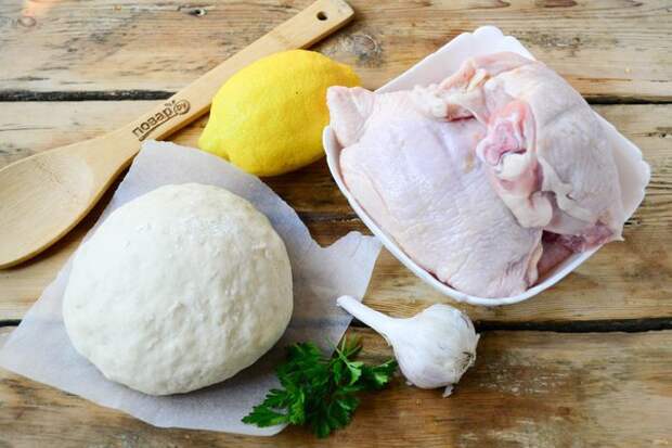 Запеченная курочка в съедобной тарелке