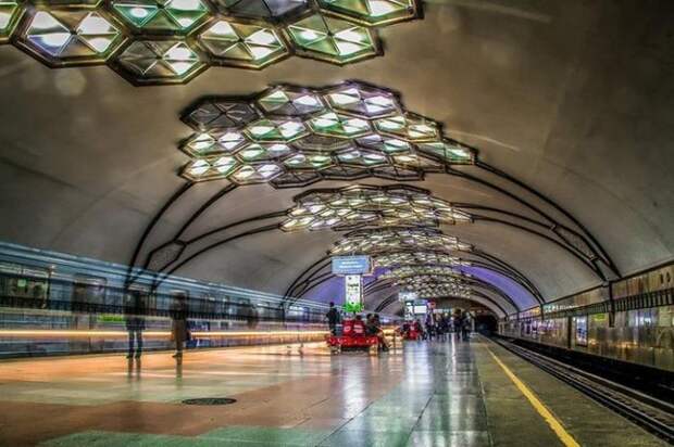 Ташкент метро горького. Ташкент метро горького