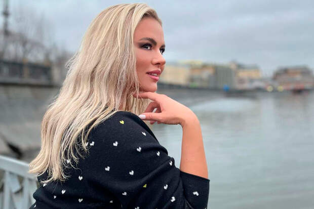 Певица Анна Семенович призналась, что похудела к весне на шесть килограммов
