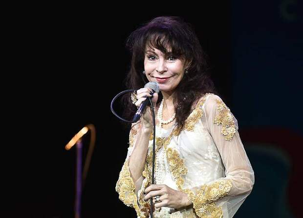 Раскрыто состояние Хлебниковой на фоне сообщений об опухоли