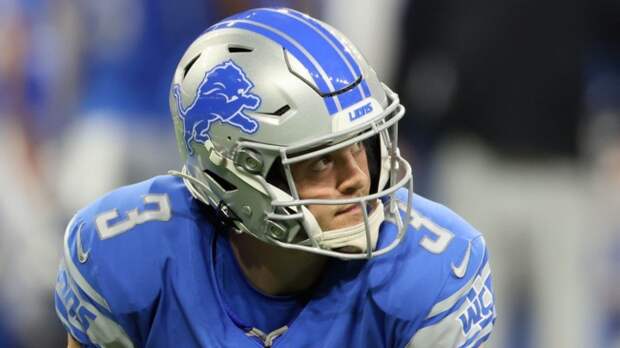 bill-belichick-gave-praise-to-unexpected-detroit-lions-player-jack-fox