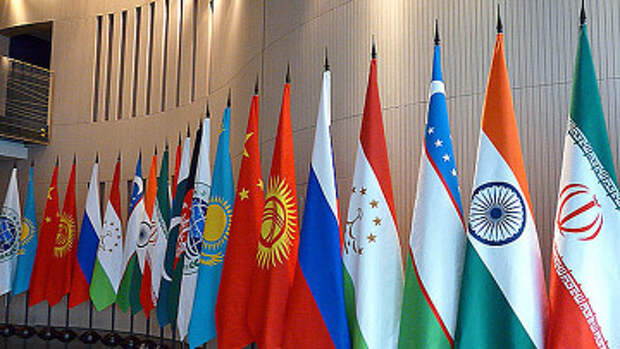 Флаги стран участников ШОС. Архивное фото