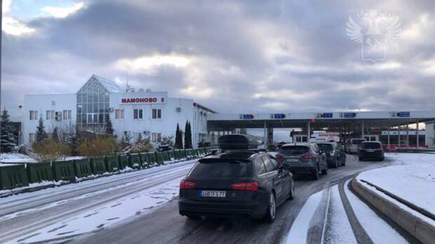 Европейцы в очереди за нашим бензином: Калининград — бензиновая Мекка!