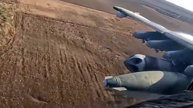 Штурмовики Су-25 вооружат «Геранями»