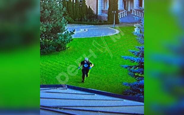 «Нам нужен сейф»: мошенники велели студенту убить гулявшую женщину