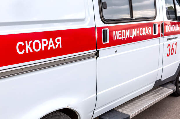 В Петербурге две школьницы получили переломы во время прыжков на батутах