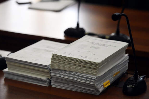 Мать школьницы угрожала учителю российской школы из-за плохих оценок и поплатилась