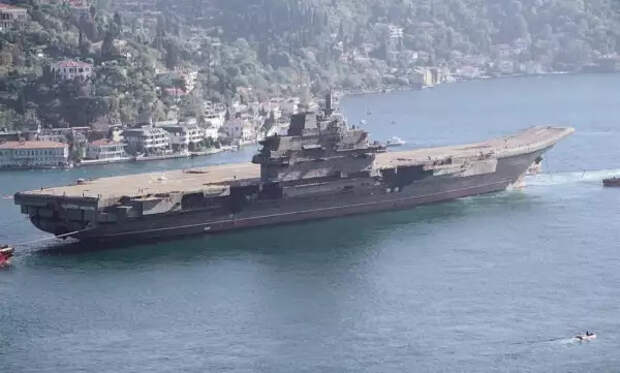 Корабли России и Китая идут на помощь Ирану: США готовят удар, мир на грани третьей мировой